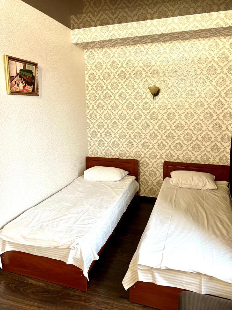 Maximus Hotel